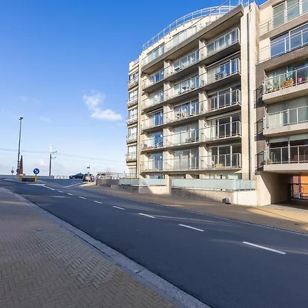 Apartmán One-Bedroom Apartment By The Sea *