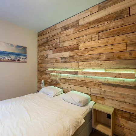 One-Bedroom Apartment By The Sea Ostend